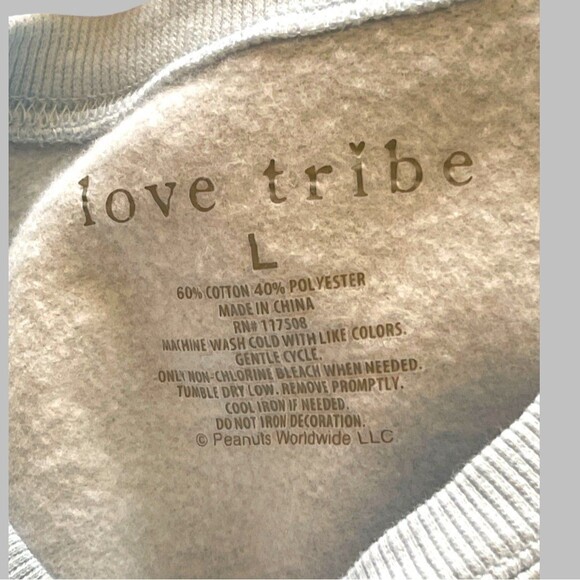 Snoopy Graphics Sweatshirt Size Large Love Tribe Light Blue Crewneck Holidays - Picture 7 of 7